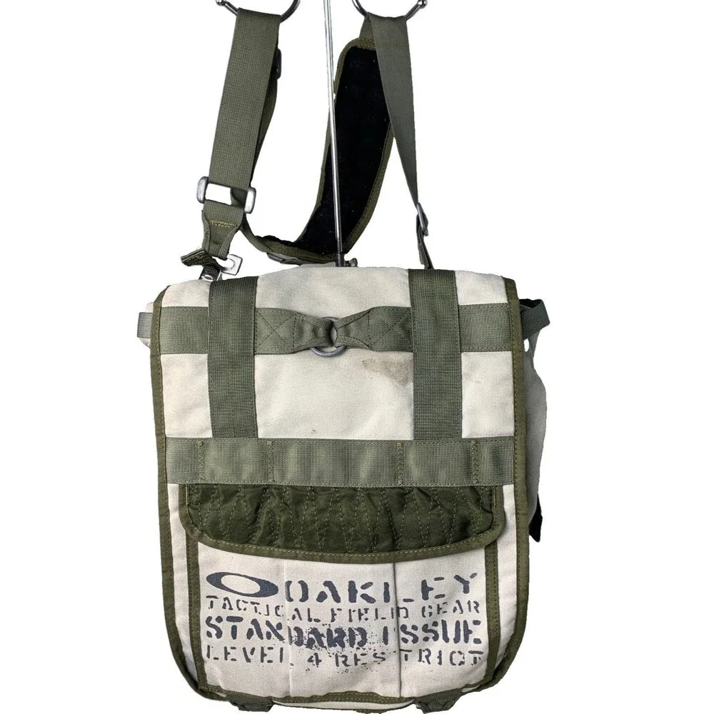 Oakley Tactical Field Gear Standard Issue Canvas Messenger Bag Adjustable Strap